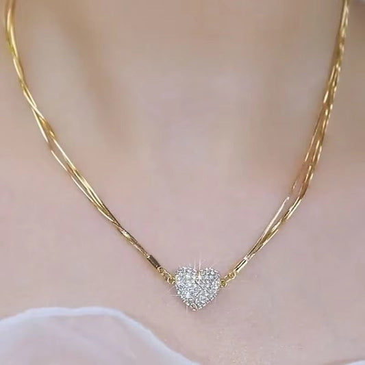 Megnetic HEART Necklace