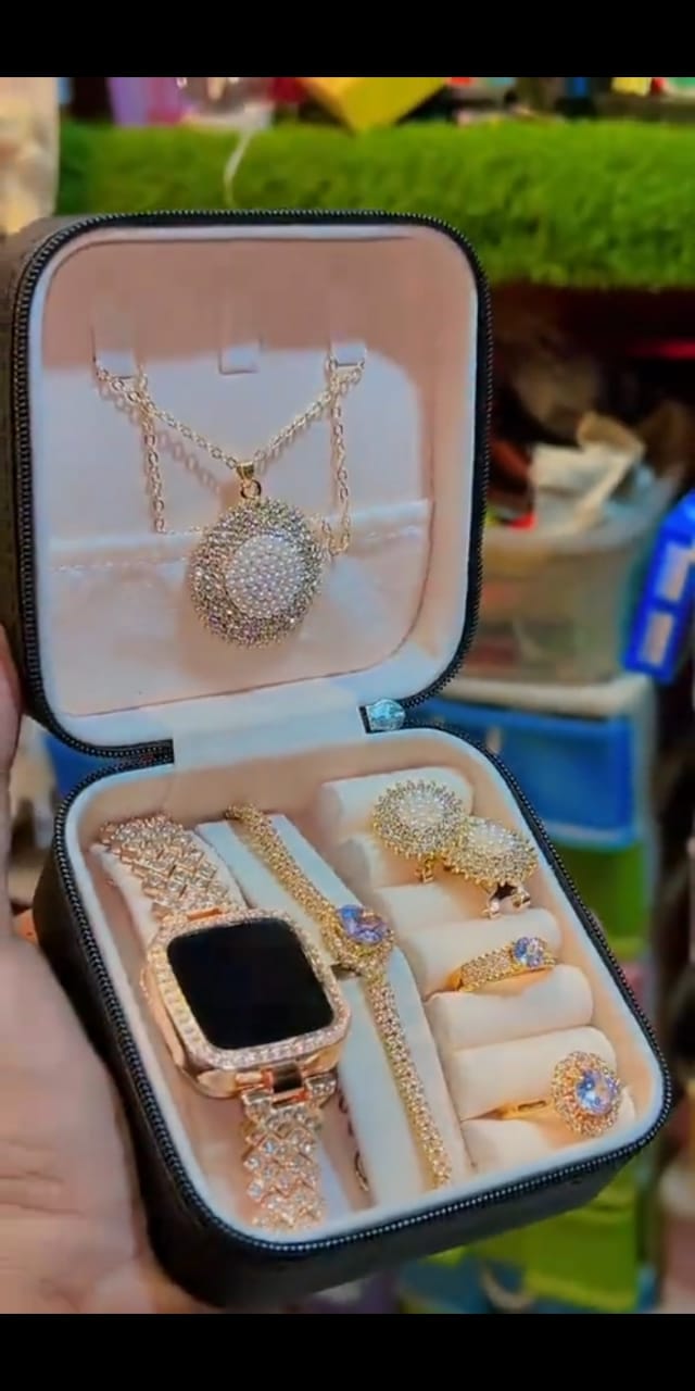 6 in 1  premium gift box for girls